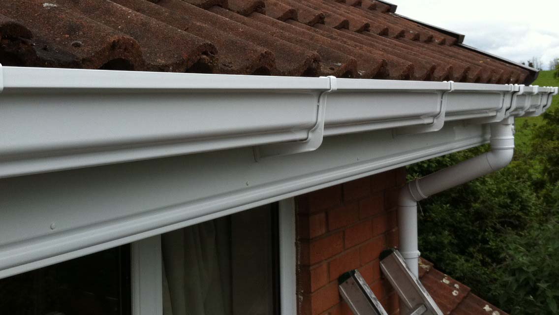 Guttering prices uk